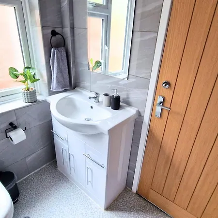 Luxury Family Apartment- Close To Leicester University Exterior photo