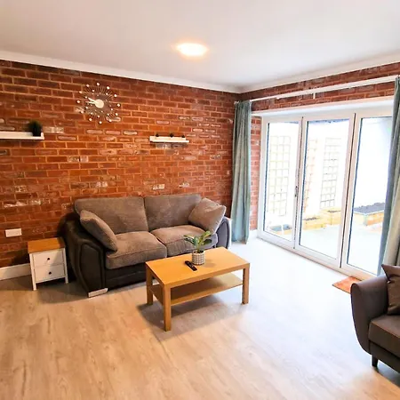 Luxury Family Apartment- Close To Leicester University Exterior photo